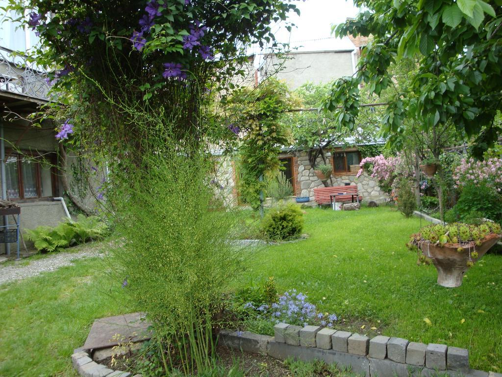 Tamari Guest House Telavi Eksteriør billede